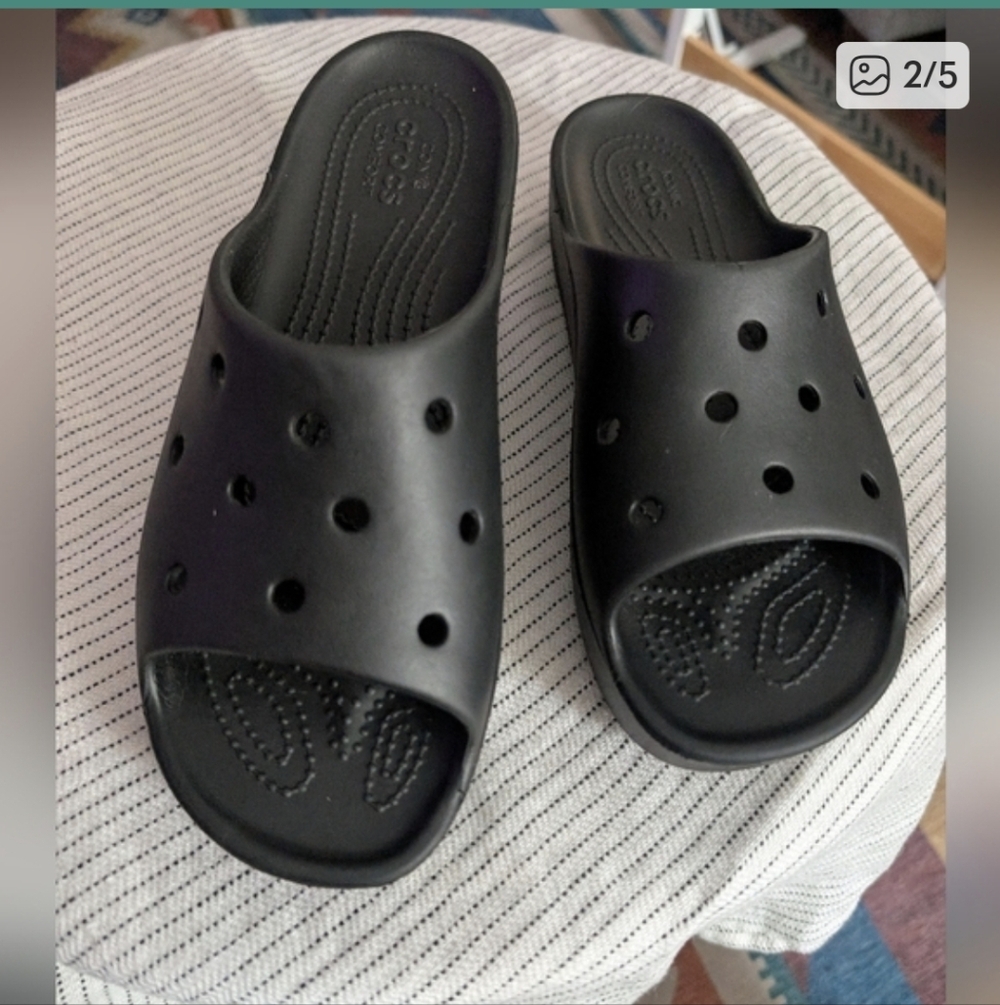 Crocs Iconic Comfort slide sandals - black